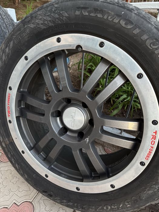 Комплект колёс/диски 265/50 R20