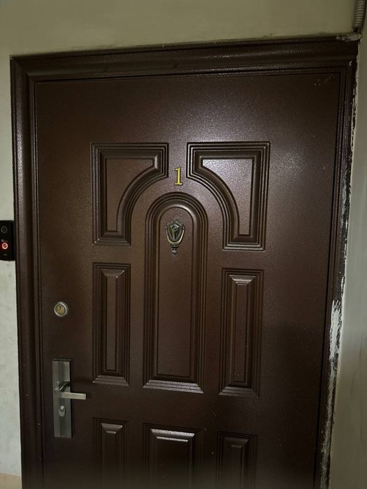 Temir Eshik 2met-0.90 sm.