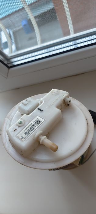 Сандеро степвей топливный насос