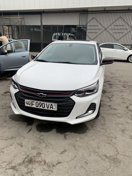 Chevrolet Onix Redline