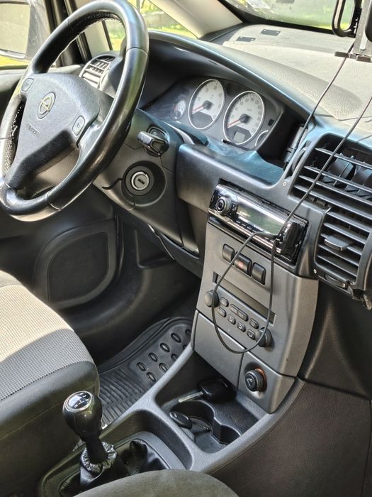 Opel Zafira A 2.0 DTI 2005 фейслифт