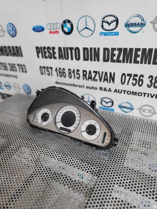 Ceasuri Bord Mercedes E Class W211 Diesel Volan Stanga Cod A2115403547 Dezmembrez Mercedes E Class W211 2.7 Cdi Automat Cod Motor 612 Volan Stanga Xen