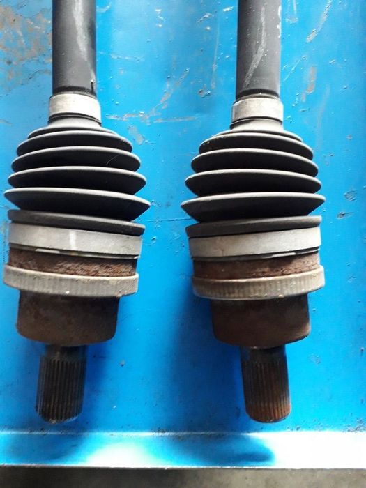 planetară stanga dreapta spate ford kuga 2.0 tdci 2007 2008 2009 2010 2011 2012 2013 2014 ag9n-4b402-aa