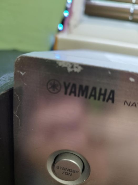 Продавам Yamaha HTR-5930