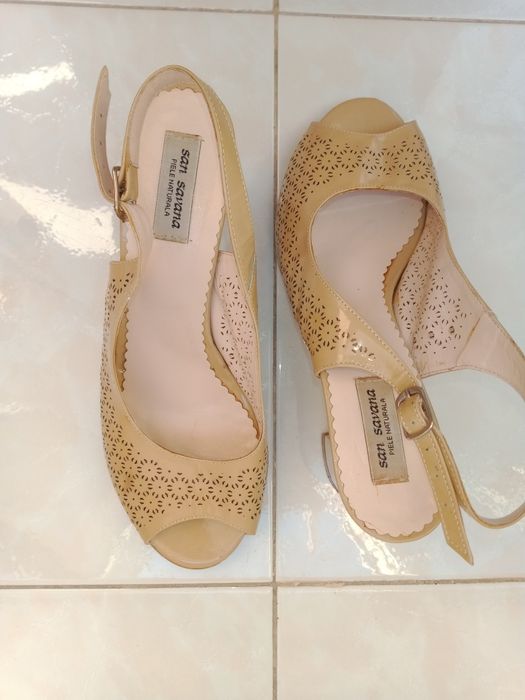 Sandale elegante, comode, 50 lei preț negociabil