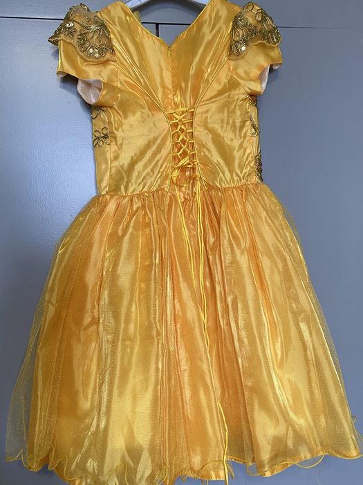 Платье нарядное на девочку