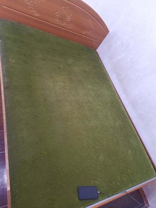 Диван Шиванер Екі Диван  барін арзан бағаға берем