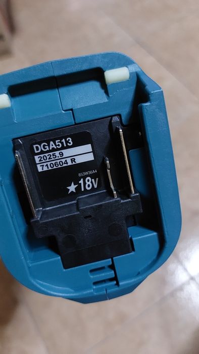 Polizor unghiular DGA513 Makita