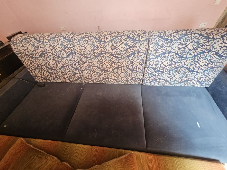 Продам диван б/у