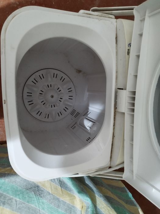 Продам стиральную