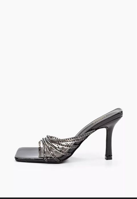 Продам шикарные мюли , босоножки