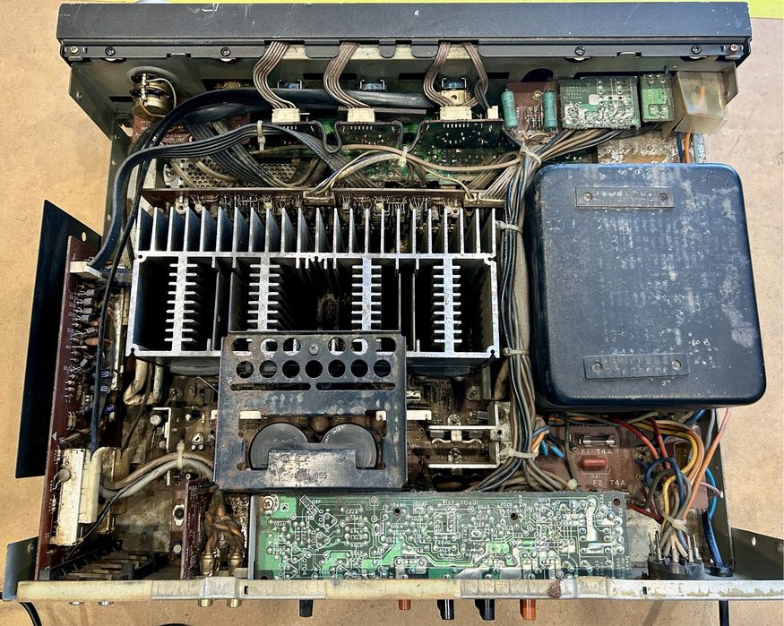 Vand amplificator Technics SU-V 9