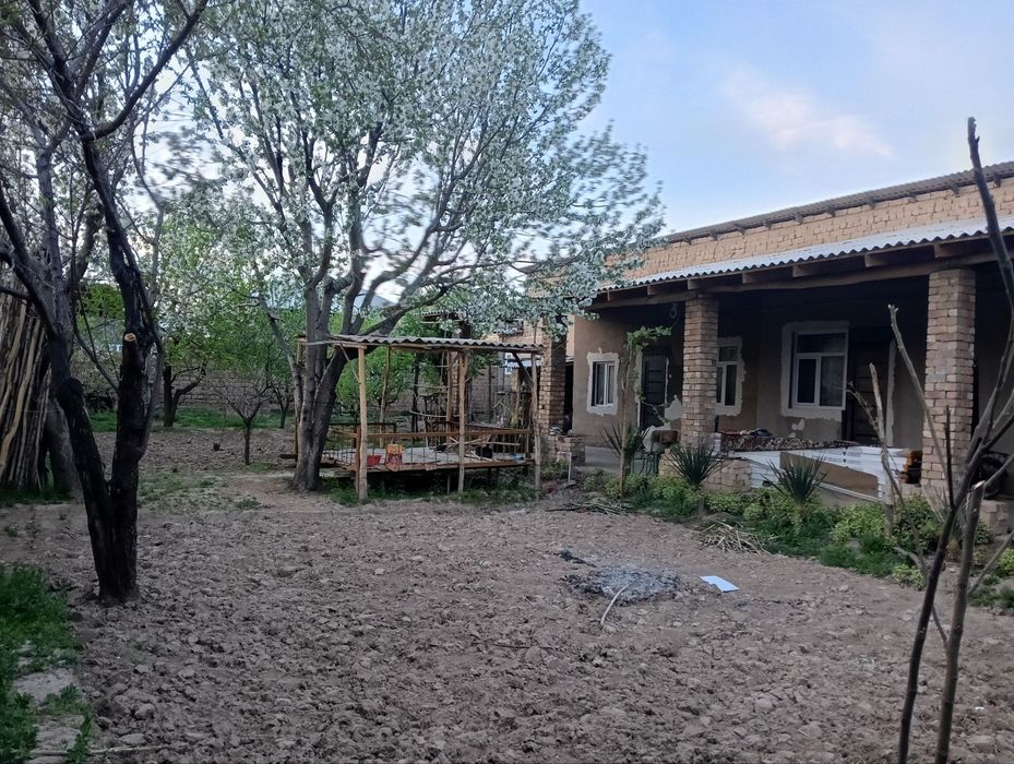 Срочна продам свой дом кадастр ест садик вмахале школа рядом