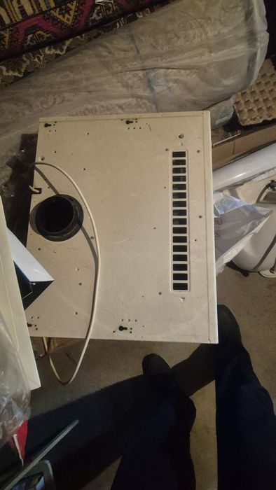 Продается Вытяжка Ariston