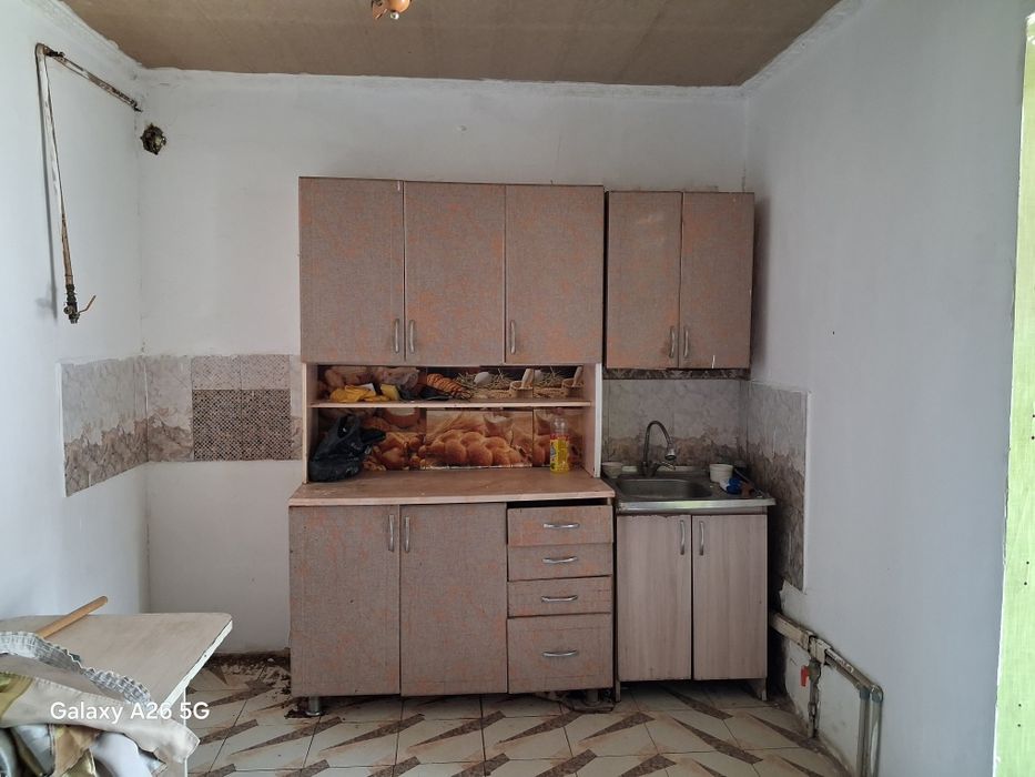 3 бөлмелі жолдін жағасы Қурсай