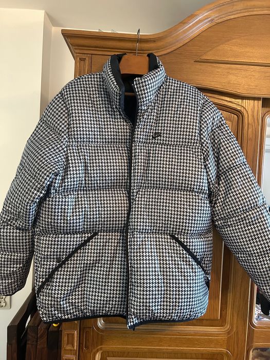 Geaca puf barbateasca Nike