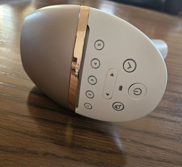 Фотоепилатор Philips Lumena Prestige IPL