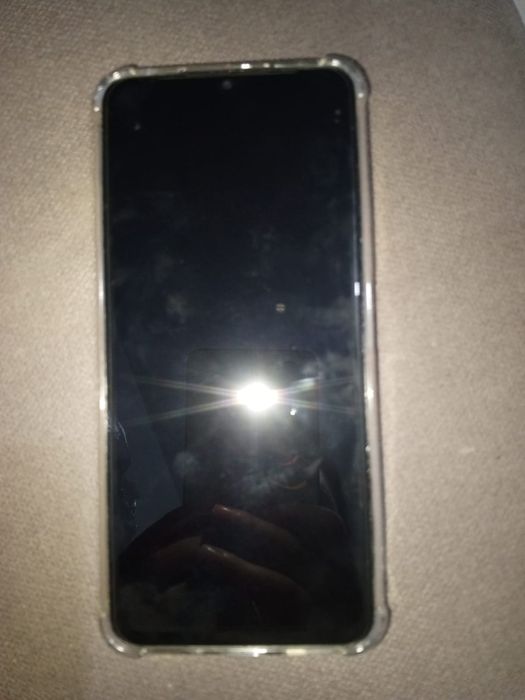 Продается телефон