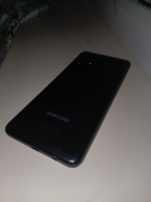Samsung Galaxy A12 продам или обмен