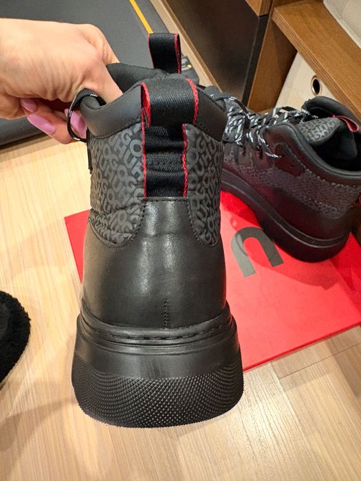 HUGO мъжки боти 43 номер