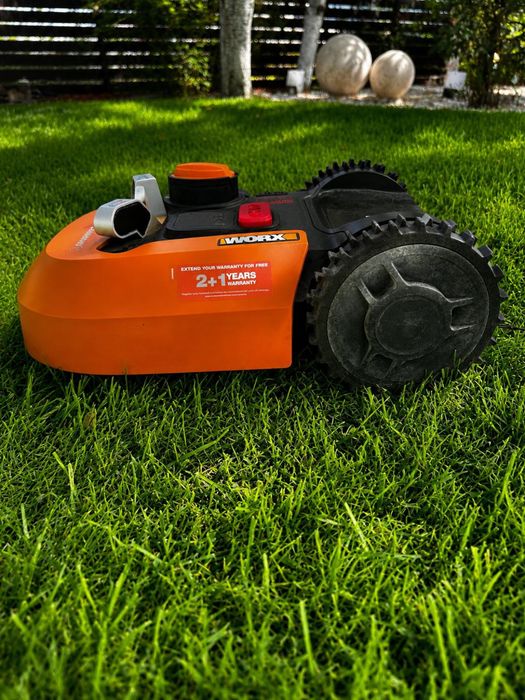 Robot de tuns iarba