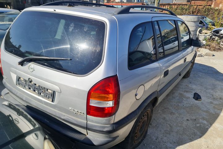 Geam usa fata dreapta Opel Zafira A