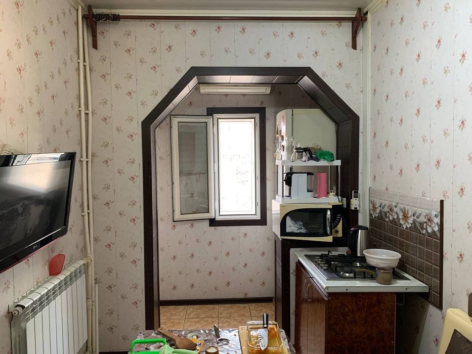 Срочно Продаётся Мирабад 3/3/9 с мебелью ремонт средний !