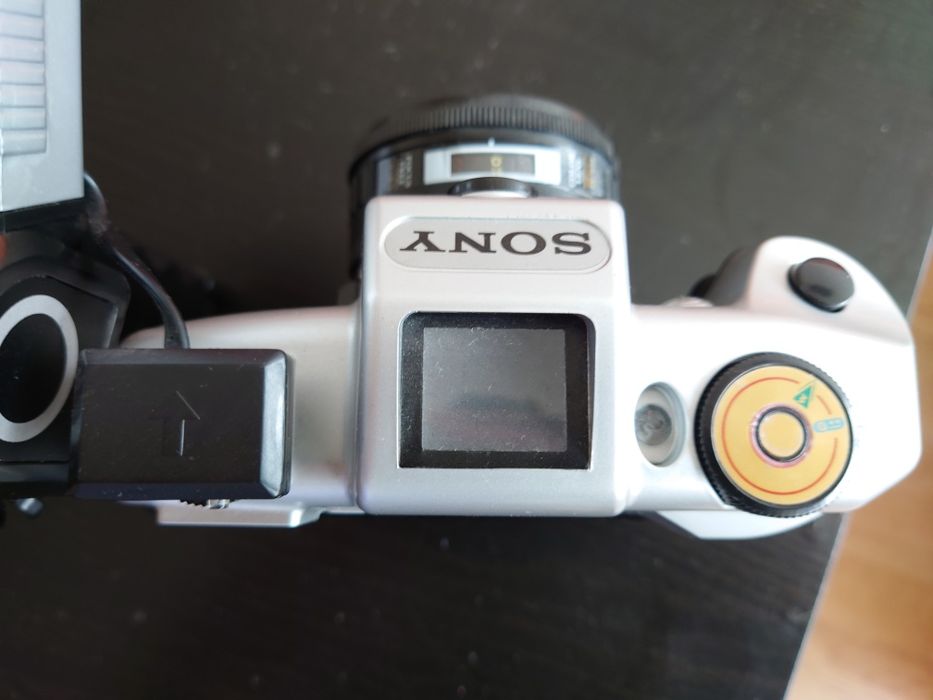 Camera foto Sony, pe film.