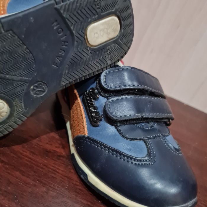 Обувь детская ПРОДАМ