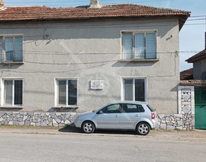 Къща в Брезово! 102400