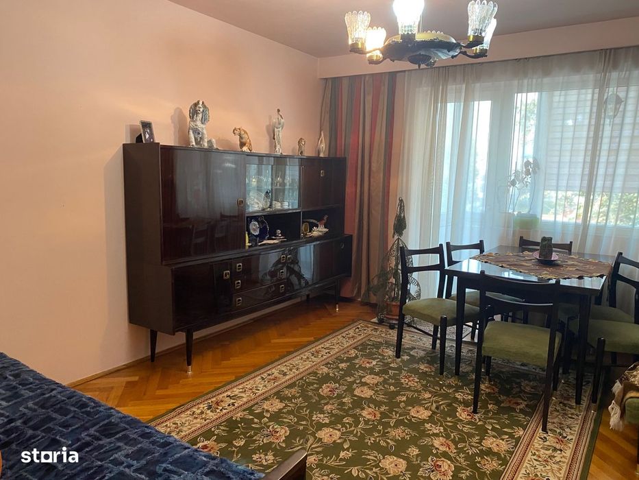 Apartament 3 camere Manastur, str. Padin, zona piata Flora, decomandat — fotografia 1