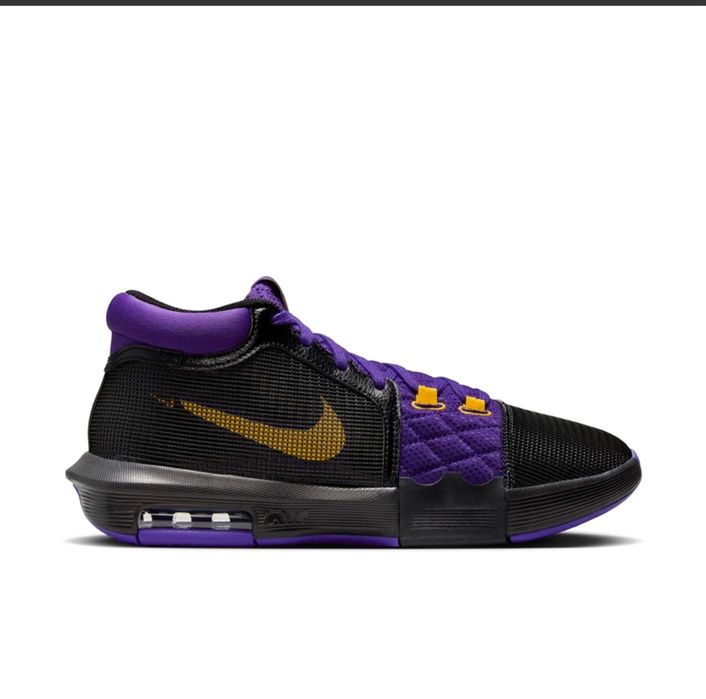 NIKE Lebron Witness 8