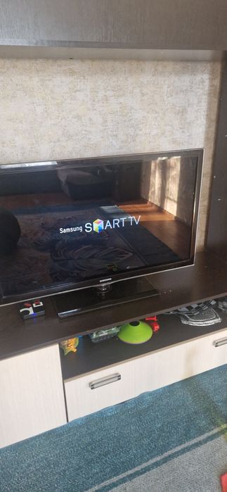 Продам телевизор смарт
