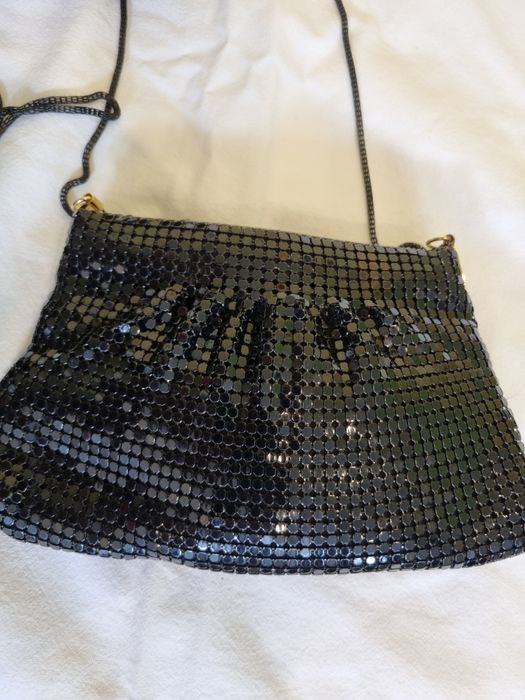 Продавам малки дамски черни вечерни чанти