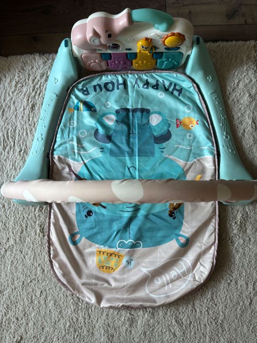 Saltea de joaca interactiva pentru bebelusi