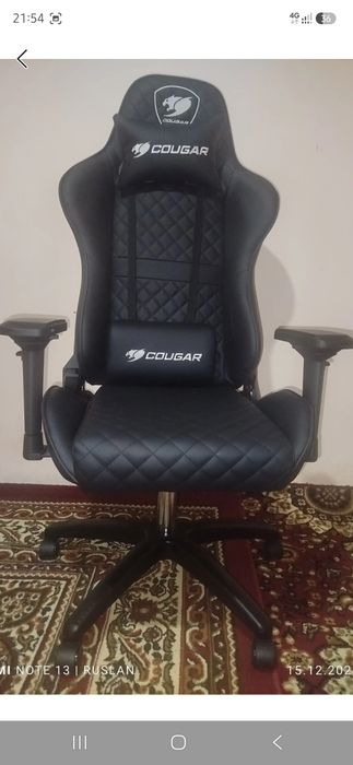 Cougar kreslo sotiladi