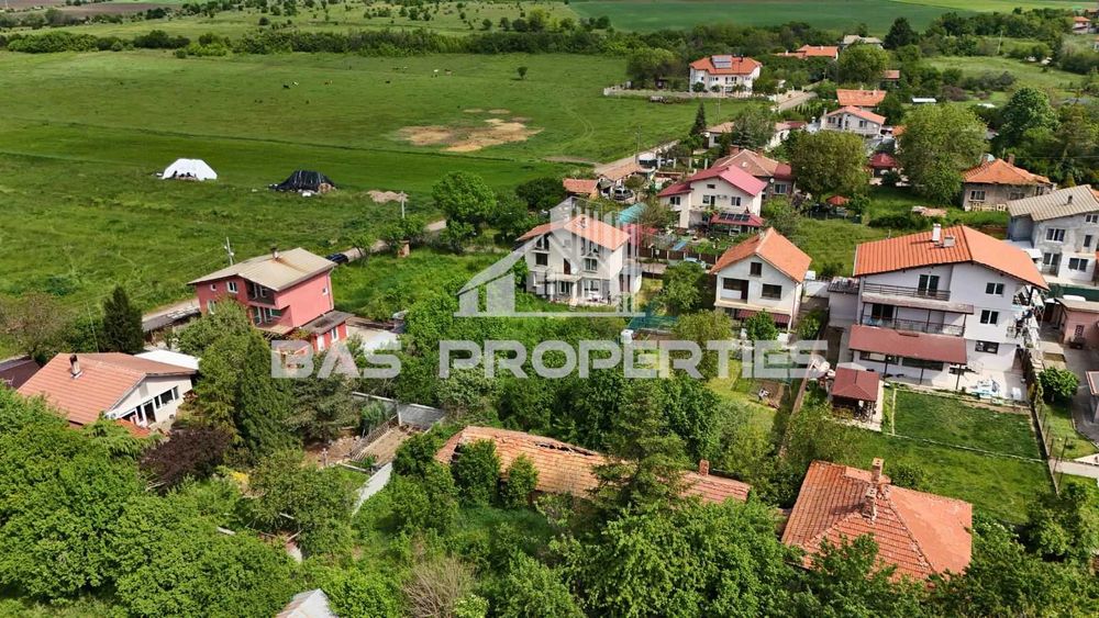 Къща в София, област-с.Доброславци площ 110