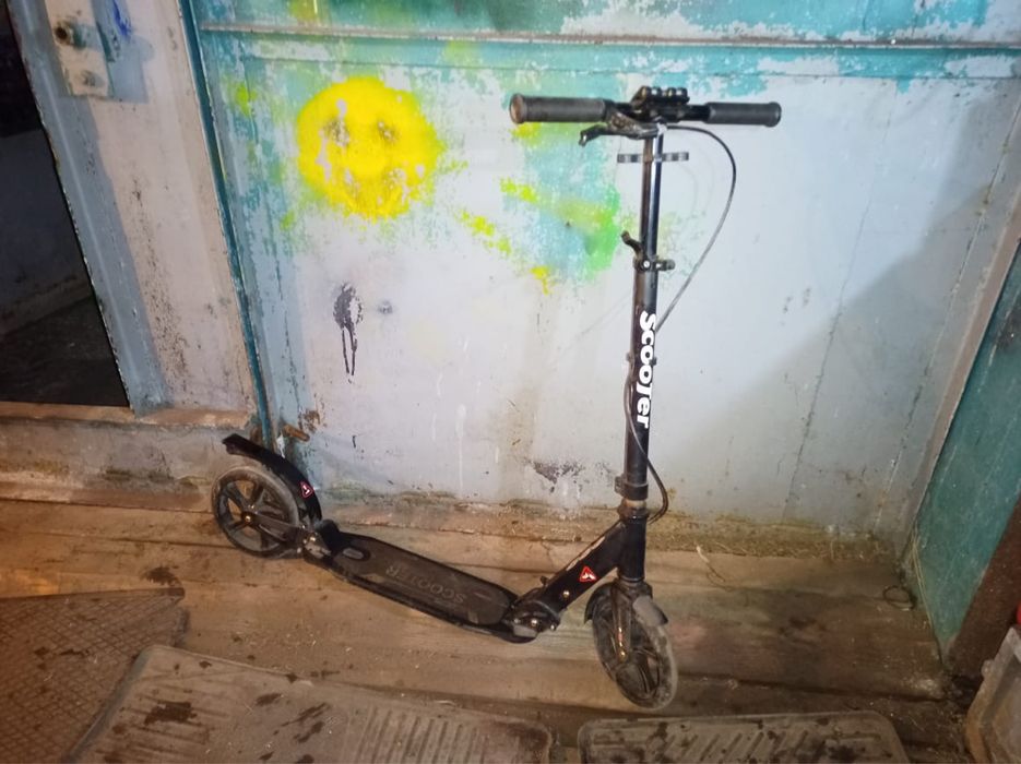 Продам самокат городской