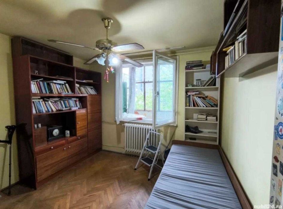 Apartament 2 cam Str Iza