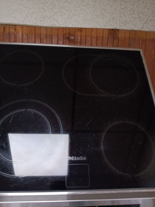 Иноксова печка за вграждане Миеле Miele  PIROLISE с 2 години гаранция!