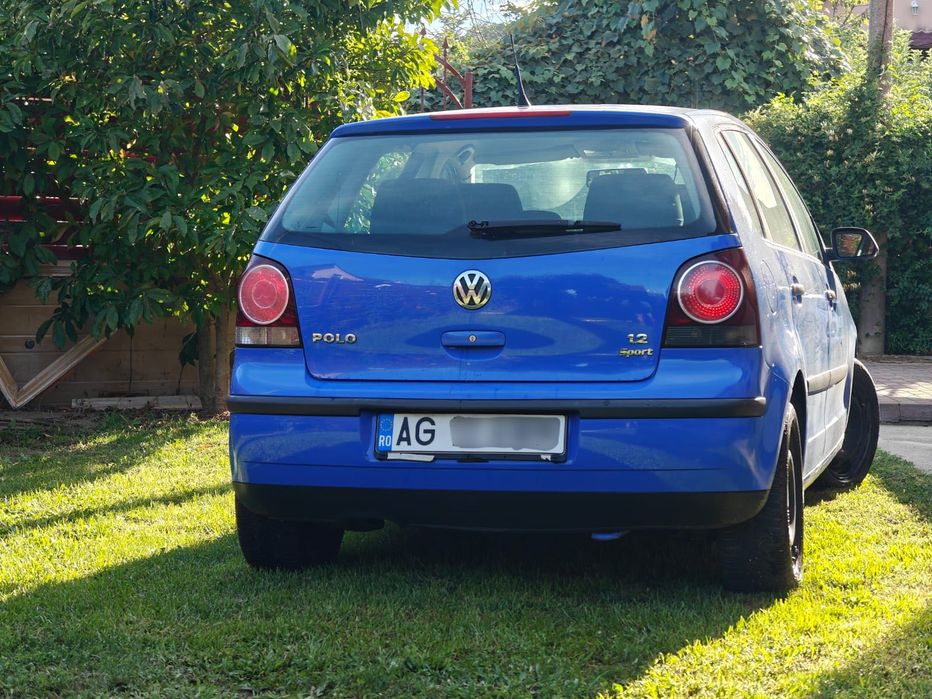 vând VW Polo 9n întreținut