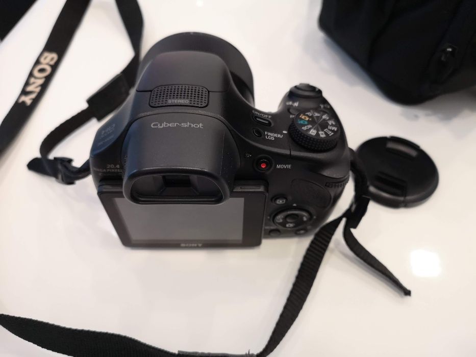 Цифров фотоапарат Sony Cyber-shot DSC-HX300 с ПОДАРЪК чанта