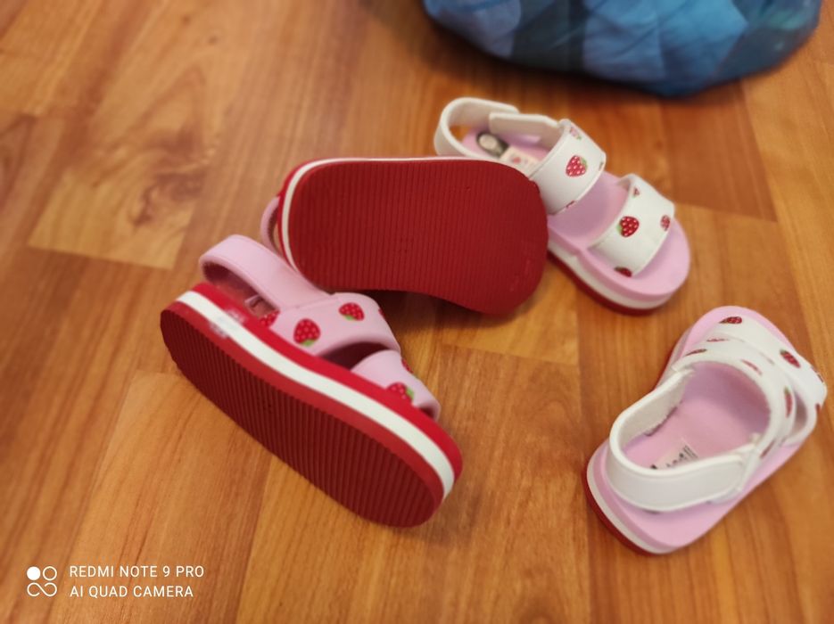 Sandalute fetiță de vara/plajă