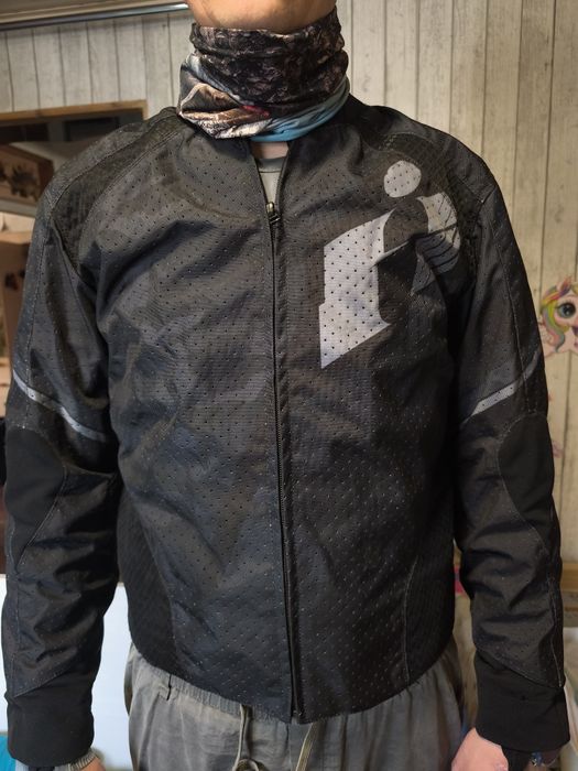 Продам мото экипировку