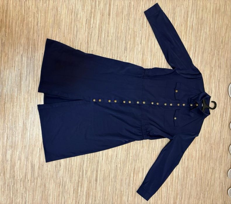 Продам  платья  не дорого.