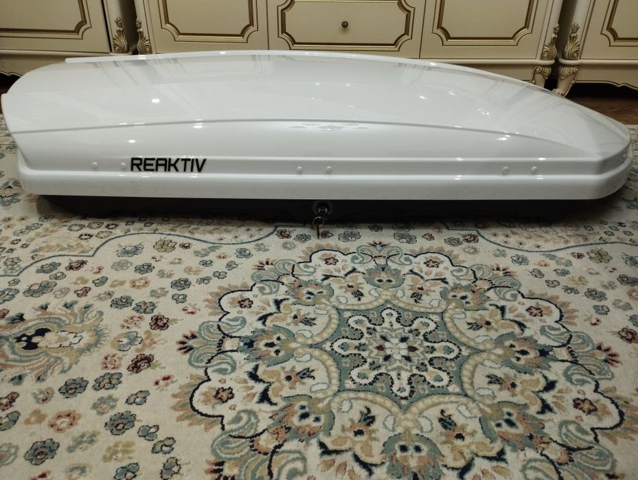 Автобокс новый с рейлингами