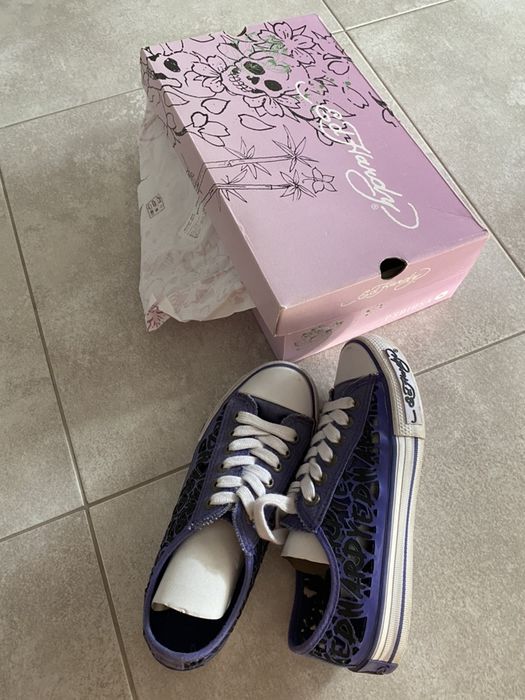 Ed Hardy кецове, Replay чехли