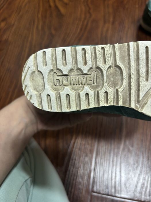 Кроссовки Hummel б/у