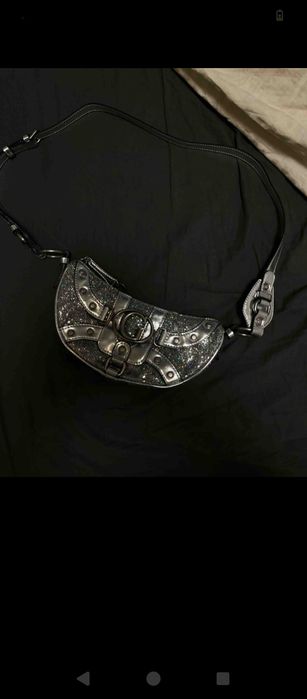 Продам сумку от Guess