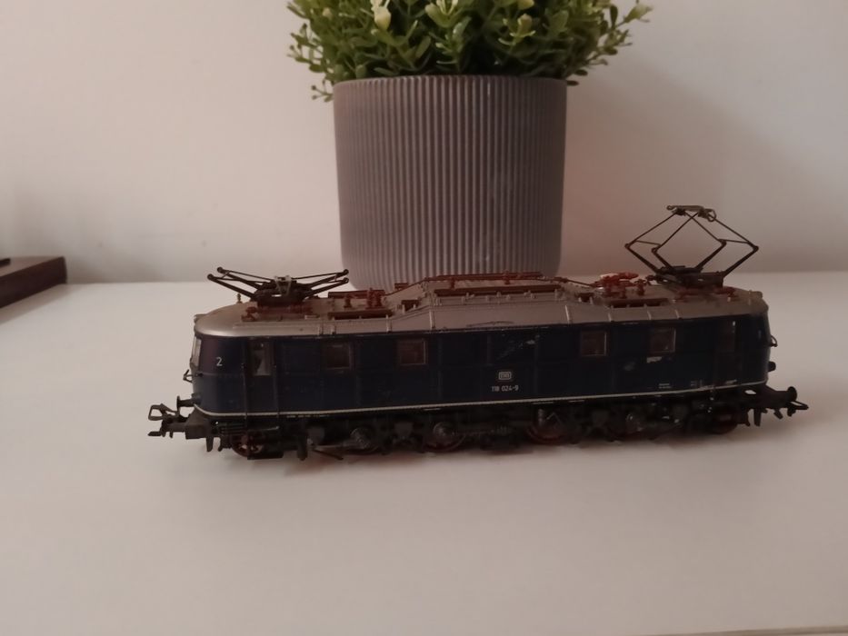 Locomotiva trenuleț marklin AC 118 024 9